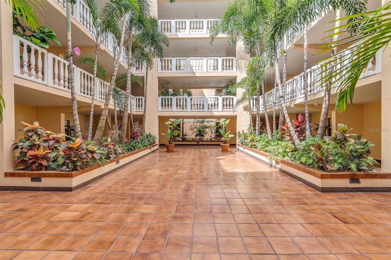 6500 SUNSET WAY, #308, St Pete Beach, FL 33706 6500 SUNSET WAY, #308, St Pete Beach, FL 33706