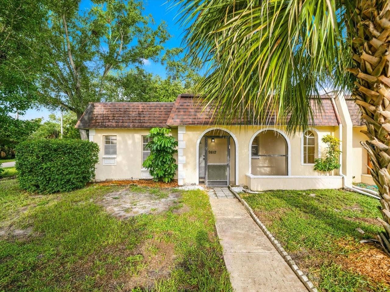 9812 85TH WAY, Seminole, FL 33777 Front