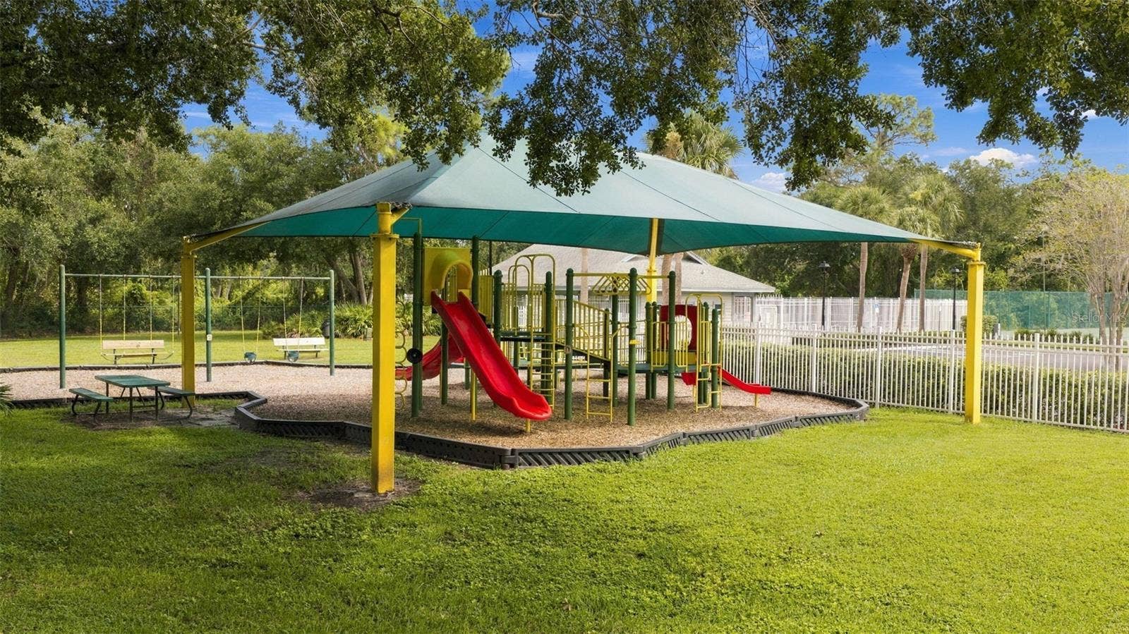 35136 DEERFIELD OAKS DRIVE, Zephyrhills, FL 33541 35136 DEERFIELD OAKS DRIVE, Zephyrhills, FL 33541