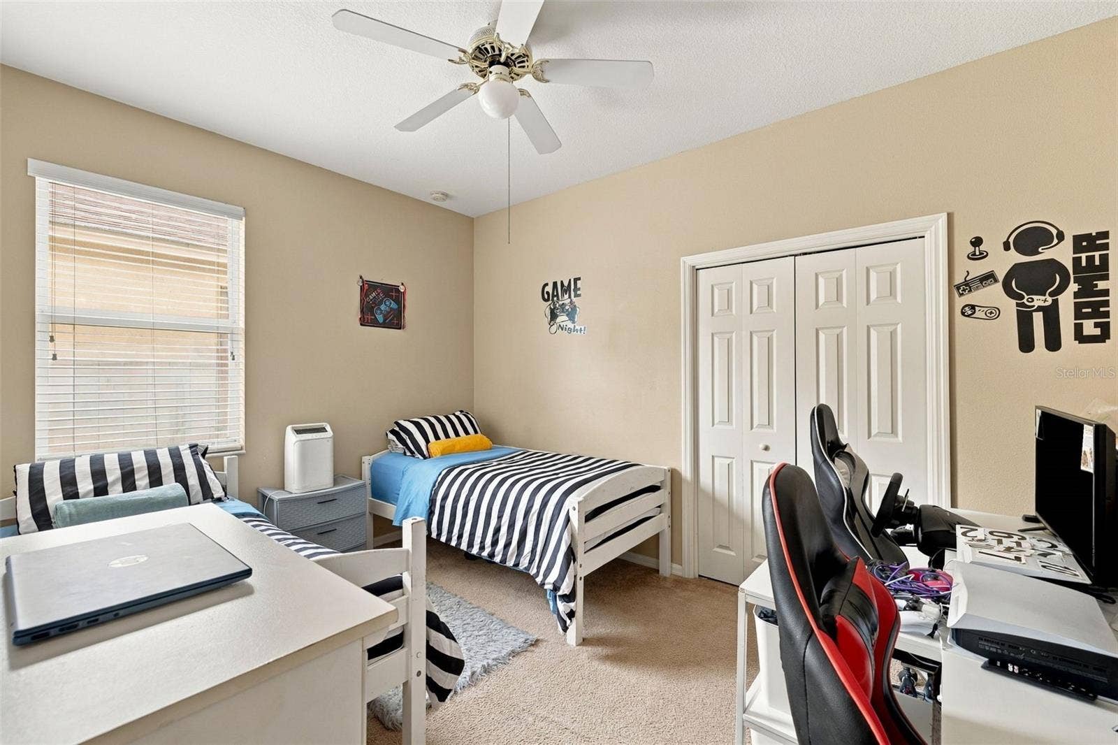 35136 DEERFIELD OAKS DRIVE, Zephyrhills, FL 33541 35136 DEERFIELD OAKS DRIVE, Zephyrhills, FL 33541