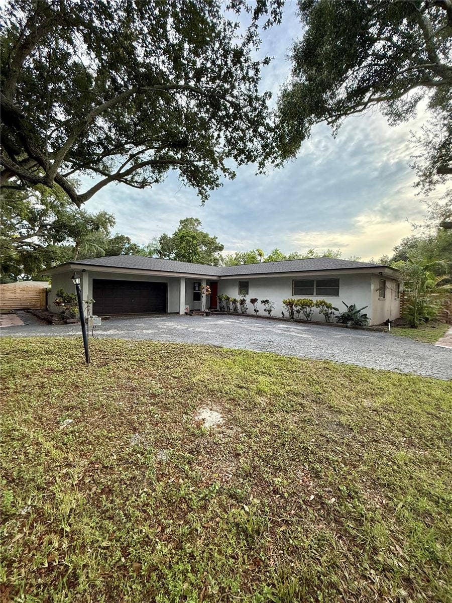 384 LENTZ ROAD, Belleair Bluffs, FL 33770 384 LENTZ ROAD, Belleair Bluffs, FL 33770