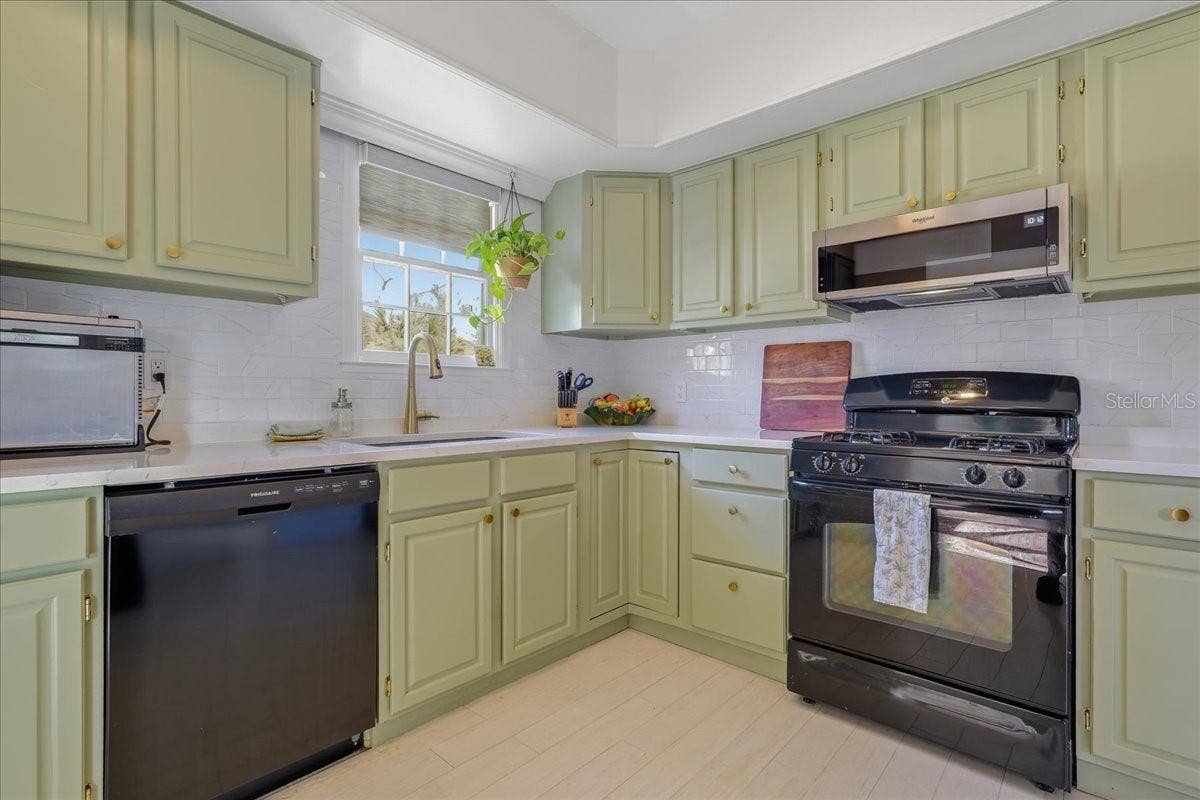 1161 SEDEEVA STREET, Clearwater, FL 33755 1161 SEDEEVA STREET, Clearwater, FL 33755