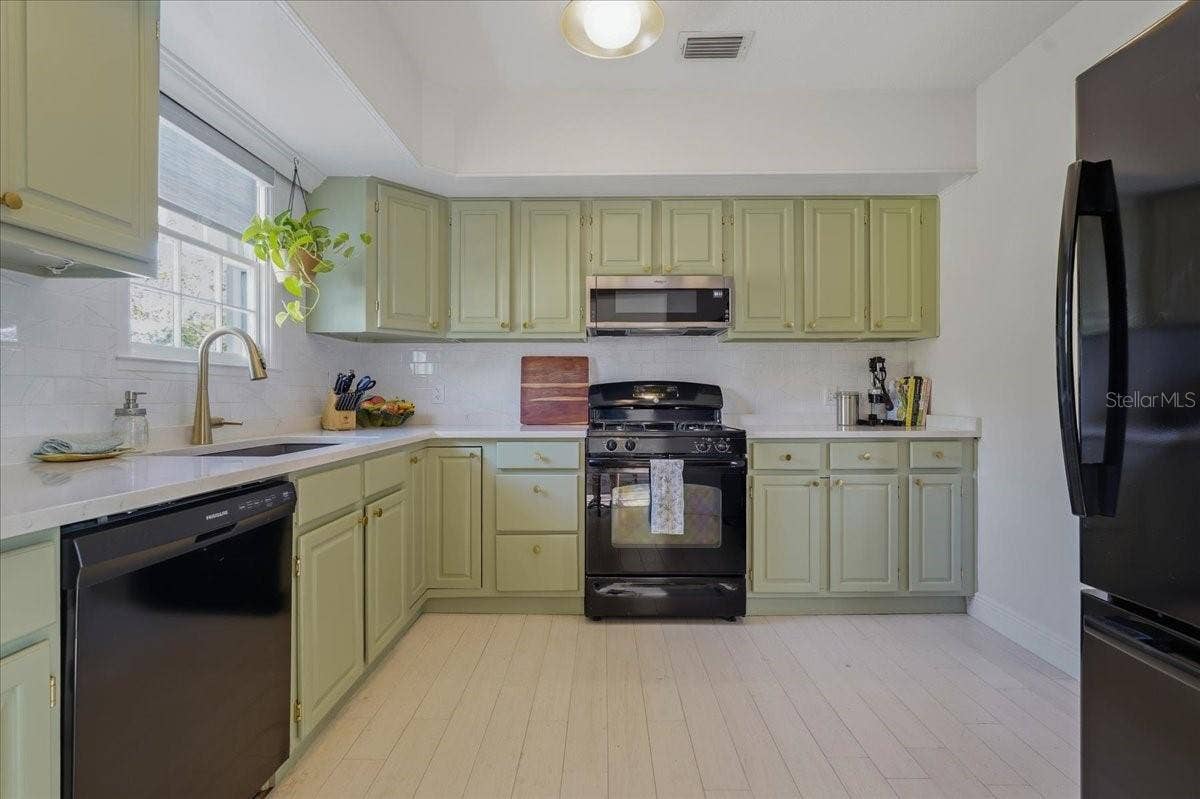 1161 SEDEEVA STREET, Clearwater, FL 33755 1161 SEDEEVA STREET, Clearwater, FL 33755