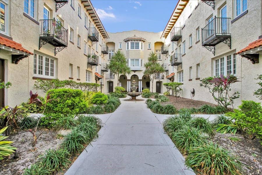 Property photo for 2117 W DEKLE AVENUE, #F3, Tampa, FL