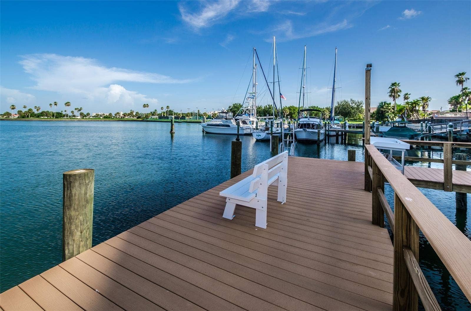 10355 PARADISE BOULEVARD, #711, Treasure Island, FL 33706 10355 PARADISE BOULEVARD, #711, Treasure Island, FL 33706