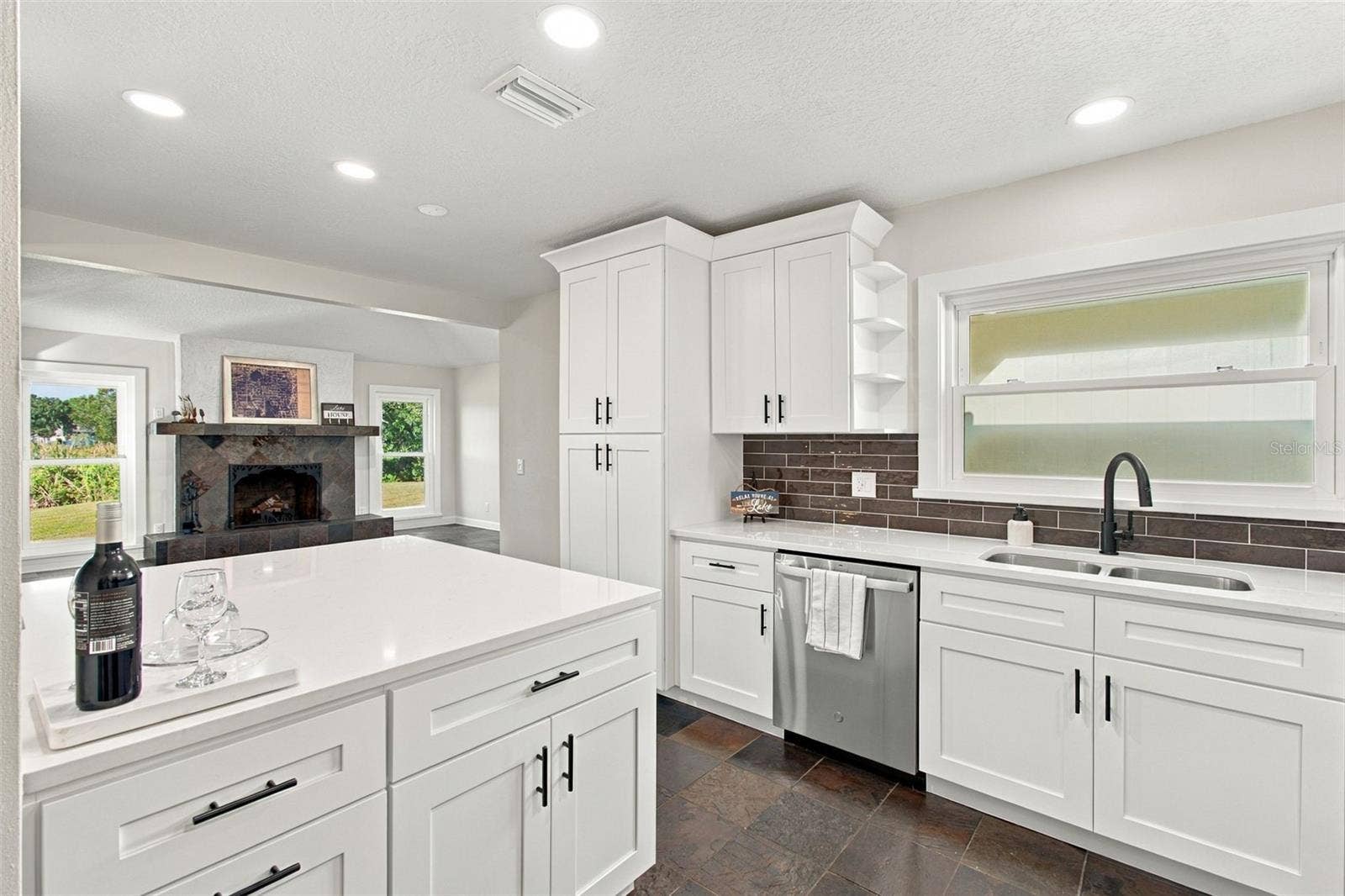 3021 W SITKA STREET, Tampa, FL 33614 3021 W SITKA STREET, Tampa, FL 33614