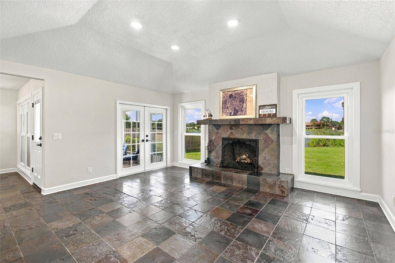 3021 W SITKA STREET, Tampa, FL 33614 3021 W SITKA STREET, Tampa, FL 33614