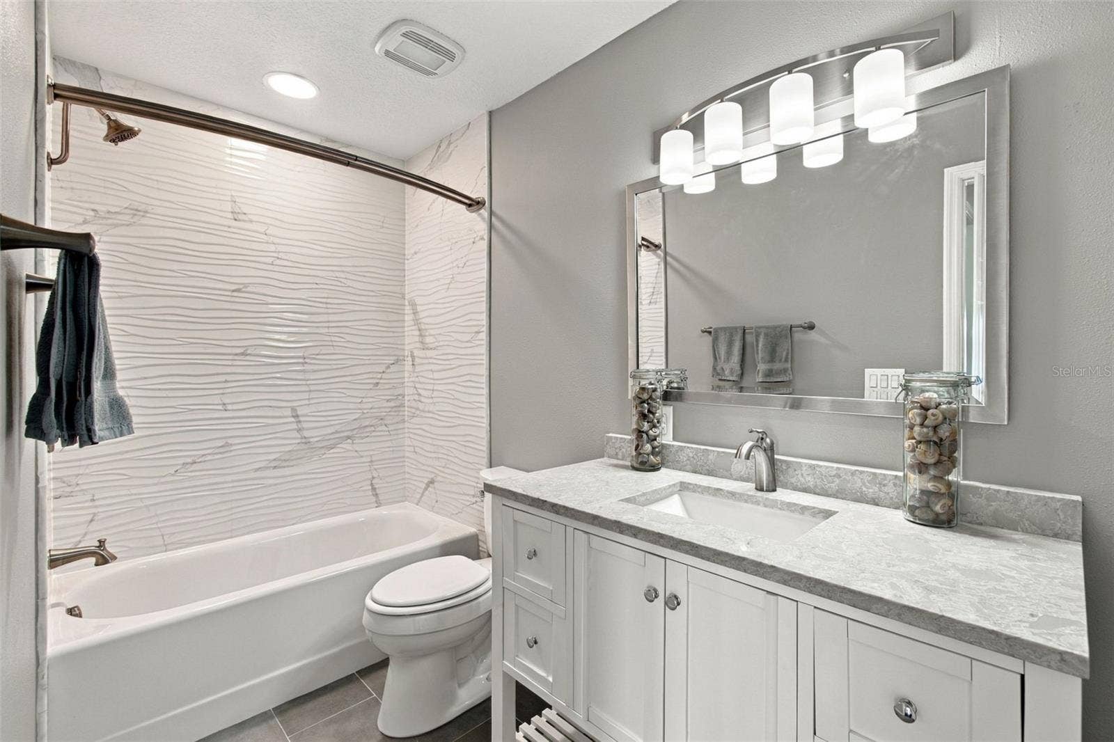 3021 W SITKA STREET, Tampa, FL 33614 3021 W SITKA STREET, Tampa, FL 33614