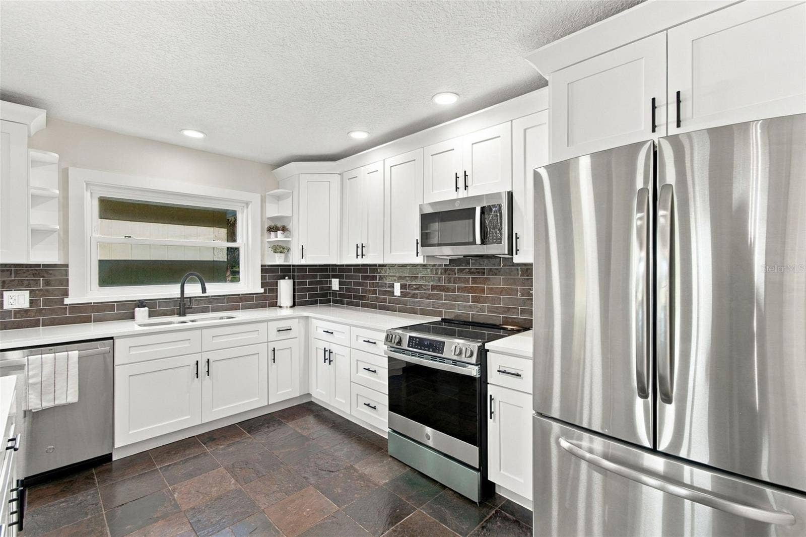 3021 W SITKA STREET, Tampa, FL 33614 3021 W SITKA STREET, Tampa, FL 33614