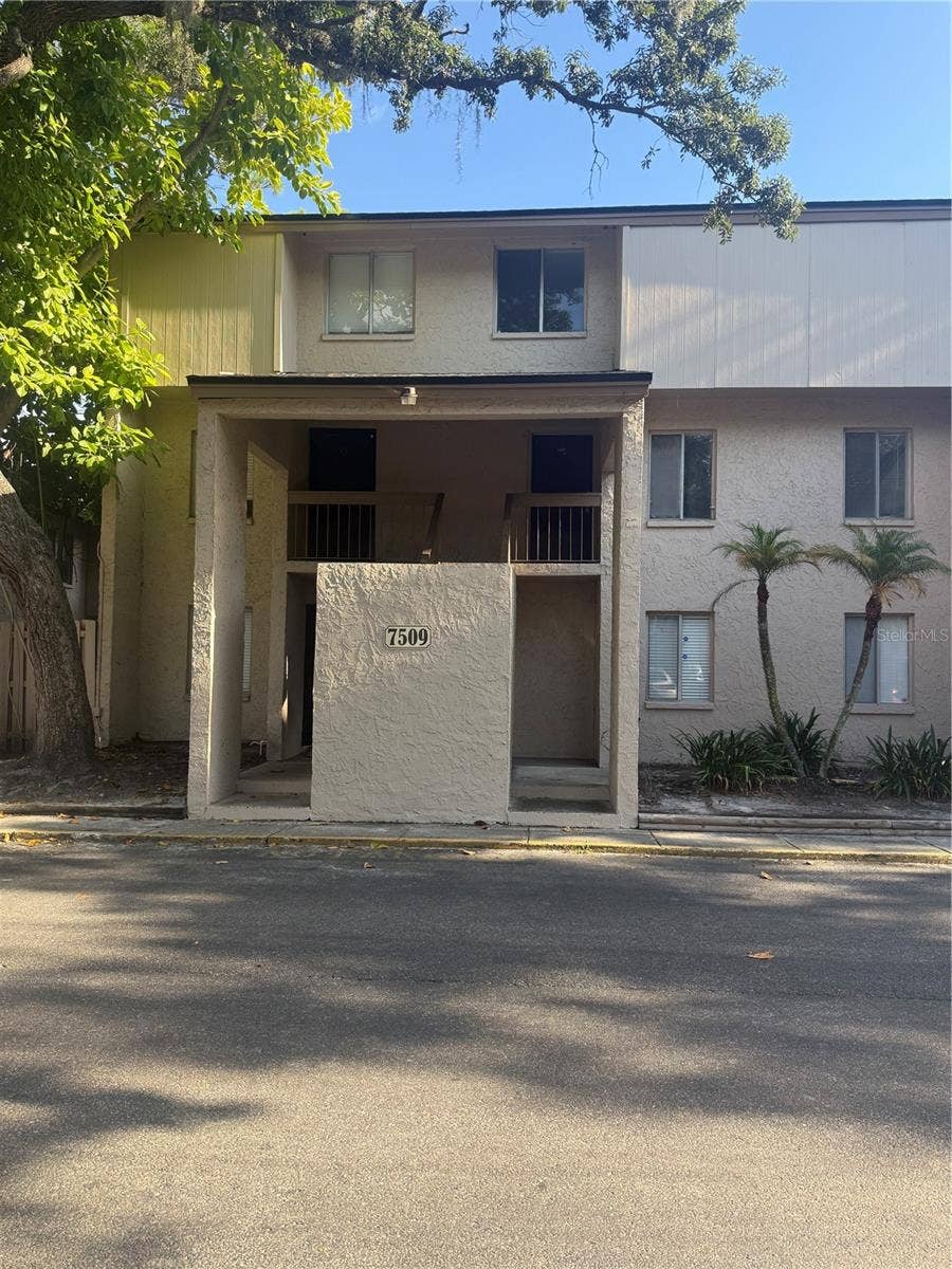 Property photo for 7509 PITCH PINE CIRCLE, #121, Tampa, FL