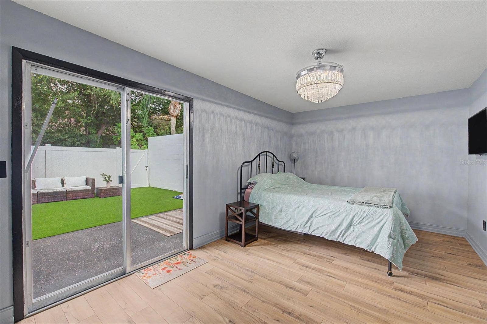 11923 DIETZ DRIVE, #8, Tampa, FL 33626