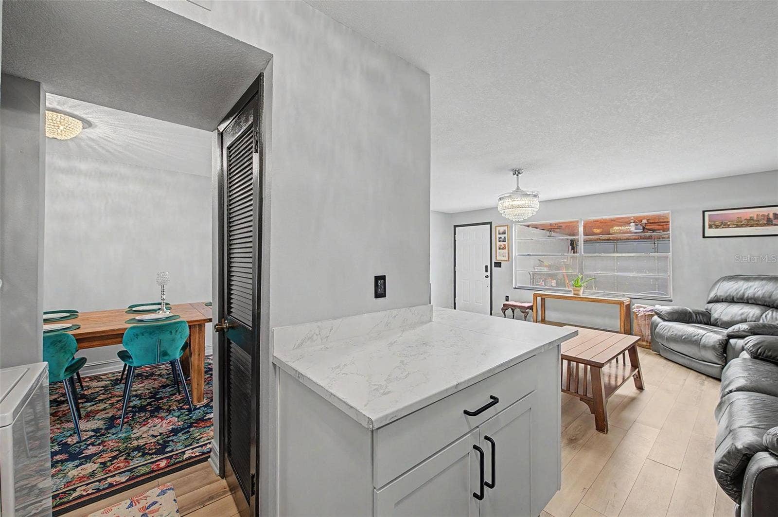 11923 DIETZ DRIVE, #8, Tampa, FL 33626