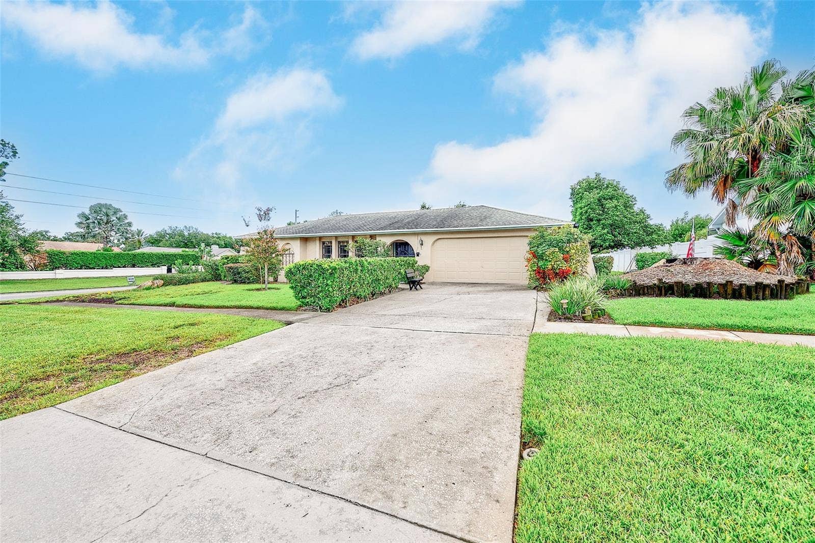 2993 MEADOW WOOD DRIVE, Clearwater, FL 33761 2993 MEADOW WOOD DRIVE, Clearwater, FL 33761