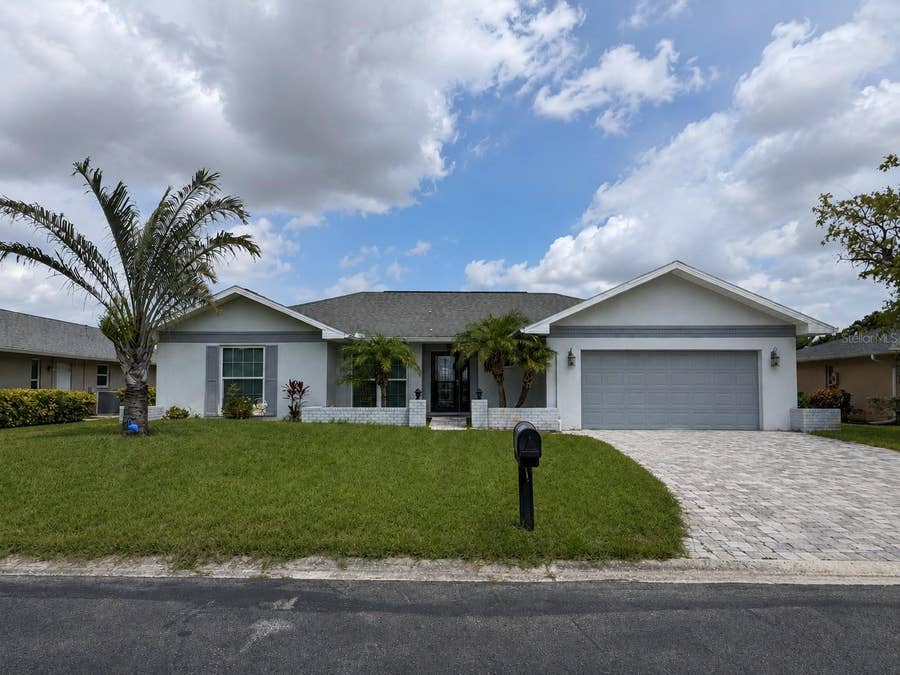 Property photo for 1009 INDIAN HILLS COURT, Venice, FL