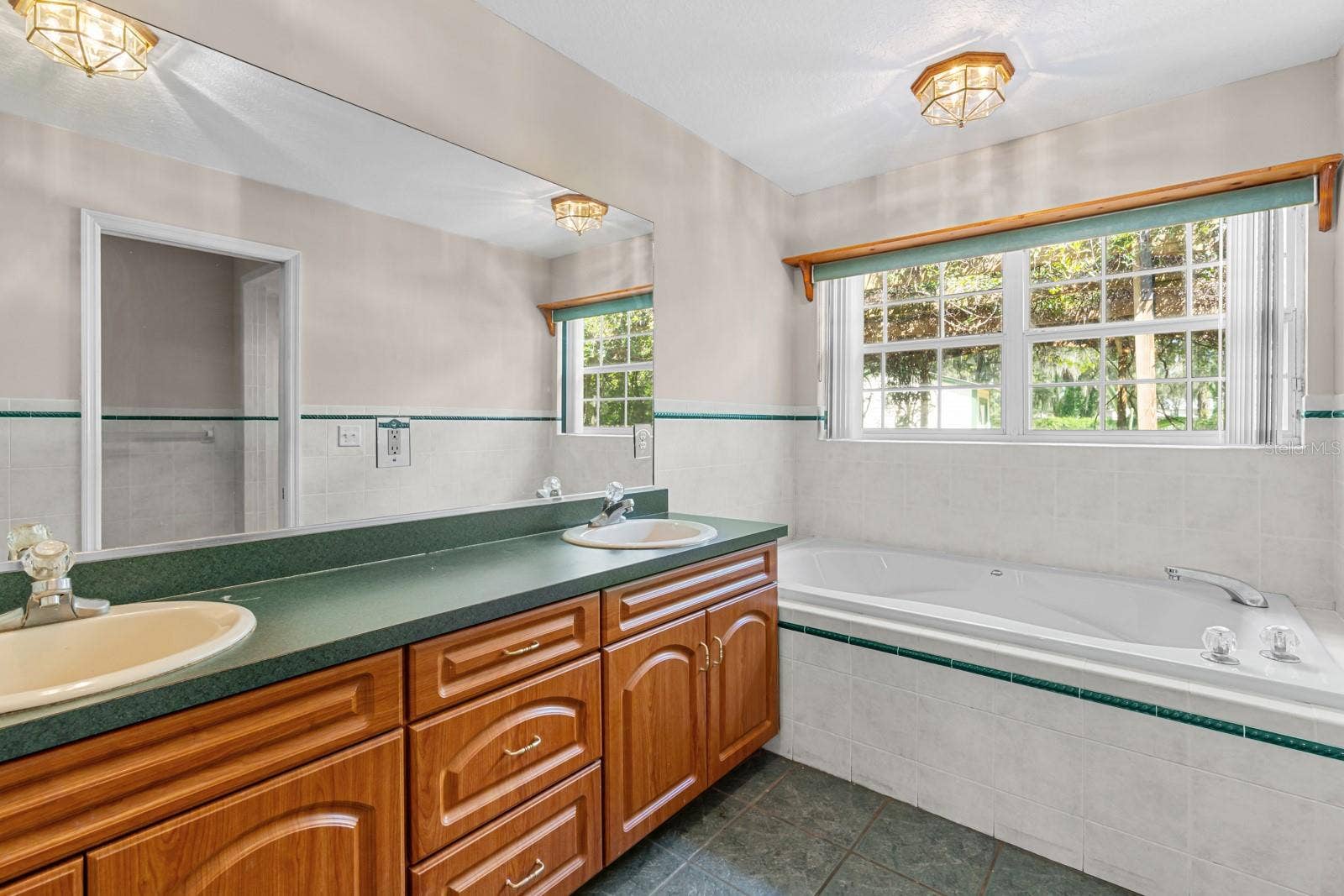 1435 CHERRY LANE, Lakeland, FL 33811 Primary Bath