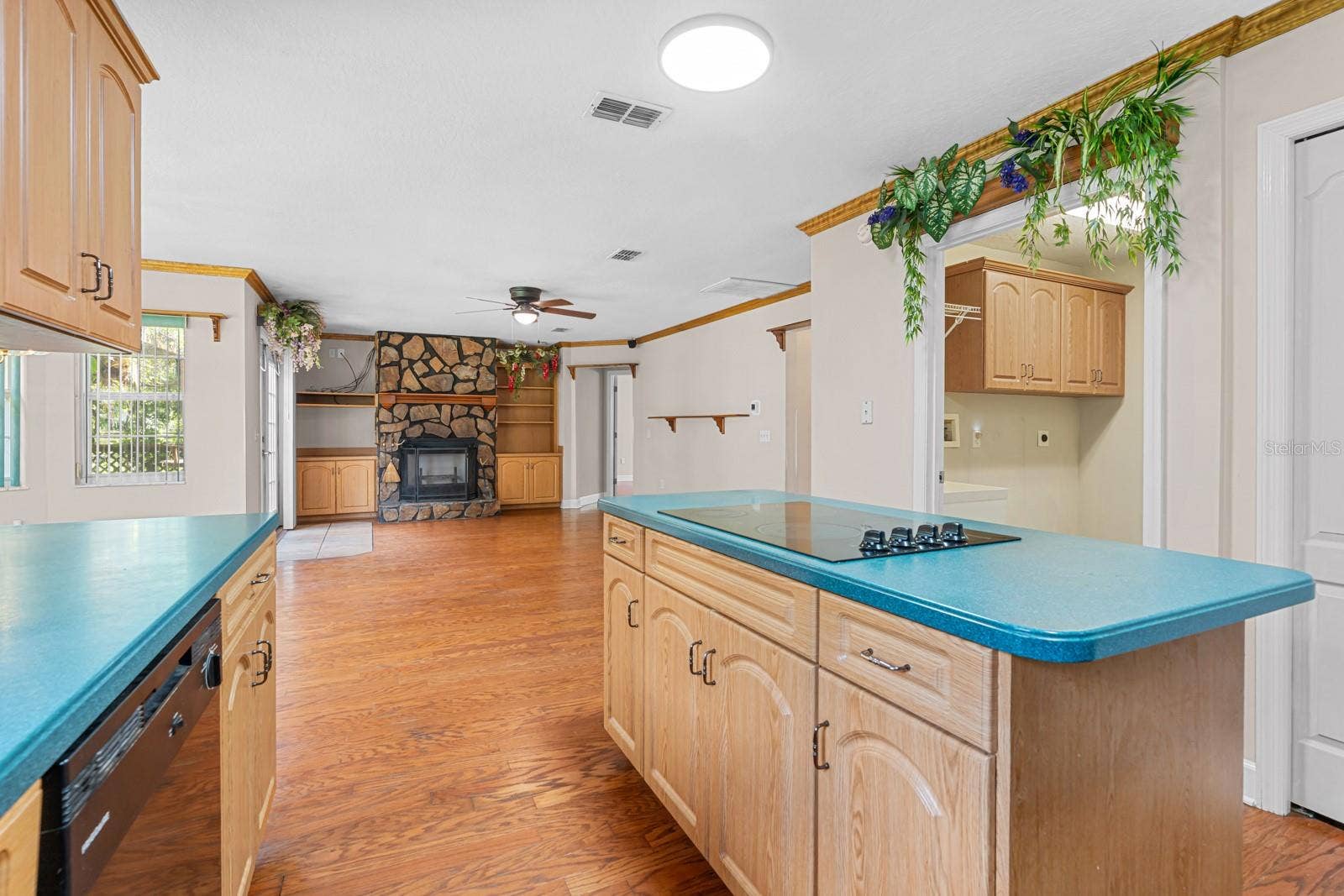 1435 CHERRY LANE, Lakeland, FL 33811 1435 CHERRY LANE, Lakeland, FL 33811