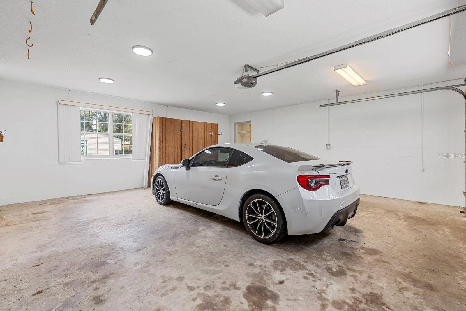 1435 CHERRY LANE, Lakeland, FL 33811 1435 CHERRY LANE, Lakeland, FL 33811