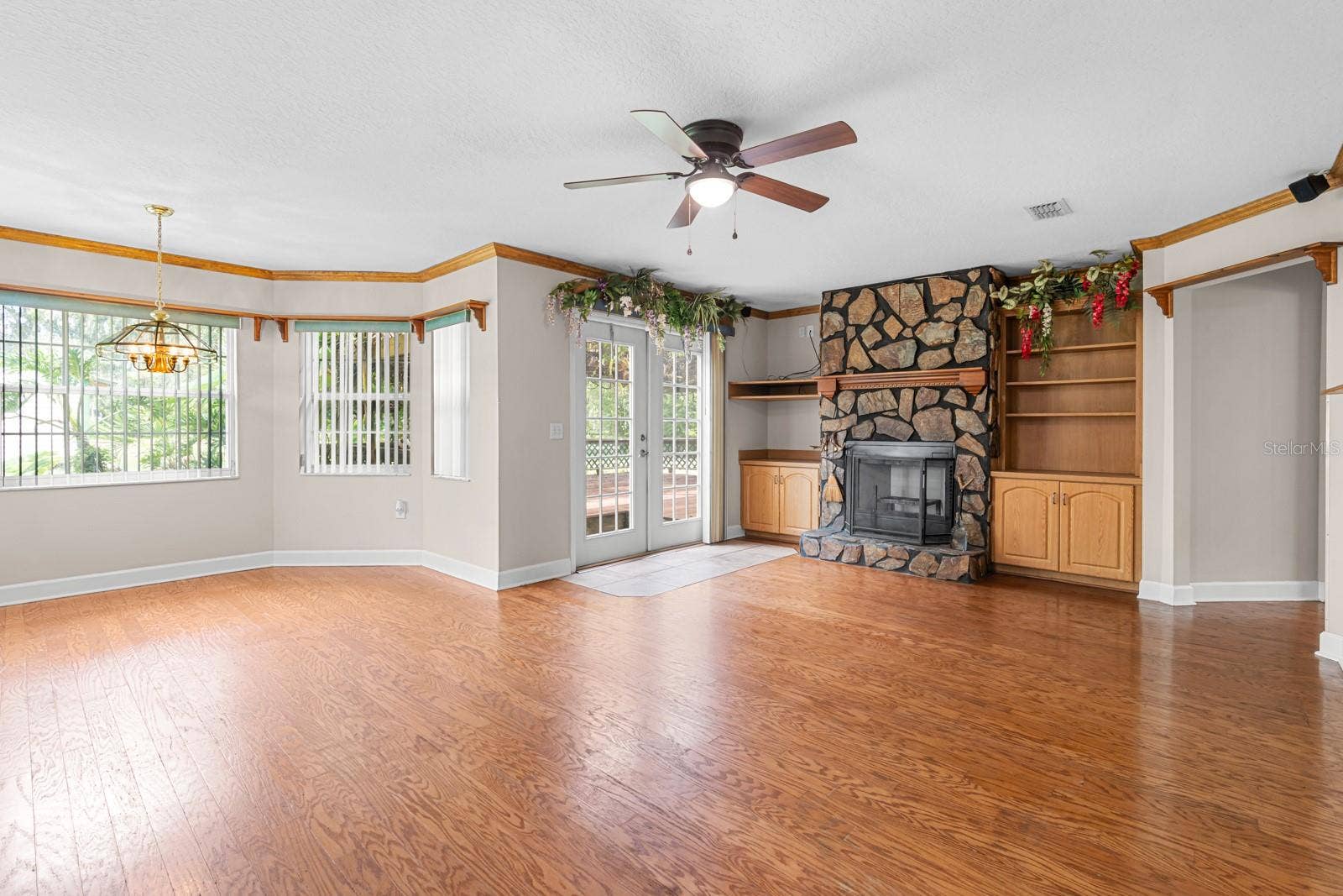 1435 CHERRY LANE, Lakeland, FL 33811 1435 CHERRY LANE, Lakeland, FL 33811