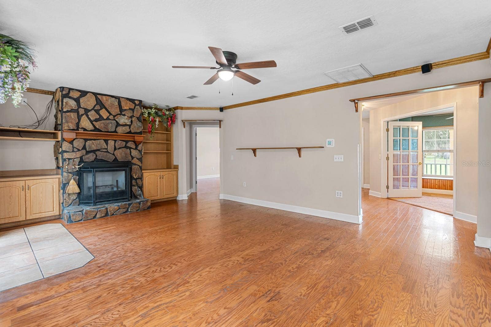1435 CHERRY LANE, Lakeland, FL 33811 1435 CHERRY LANE, Lakeland, FL 33811