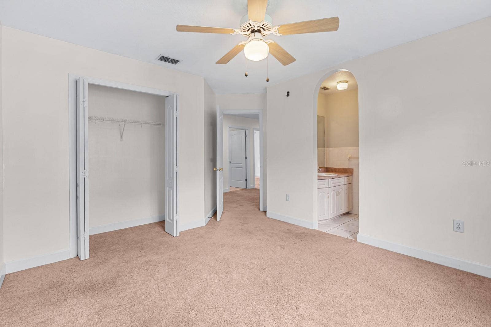 1435 CHERRY LANE, Lakeland, FL 33811 Guest Room 1, 2nd Floor