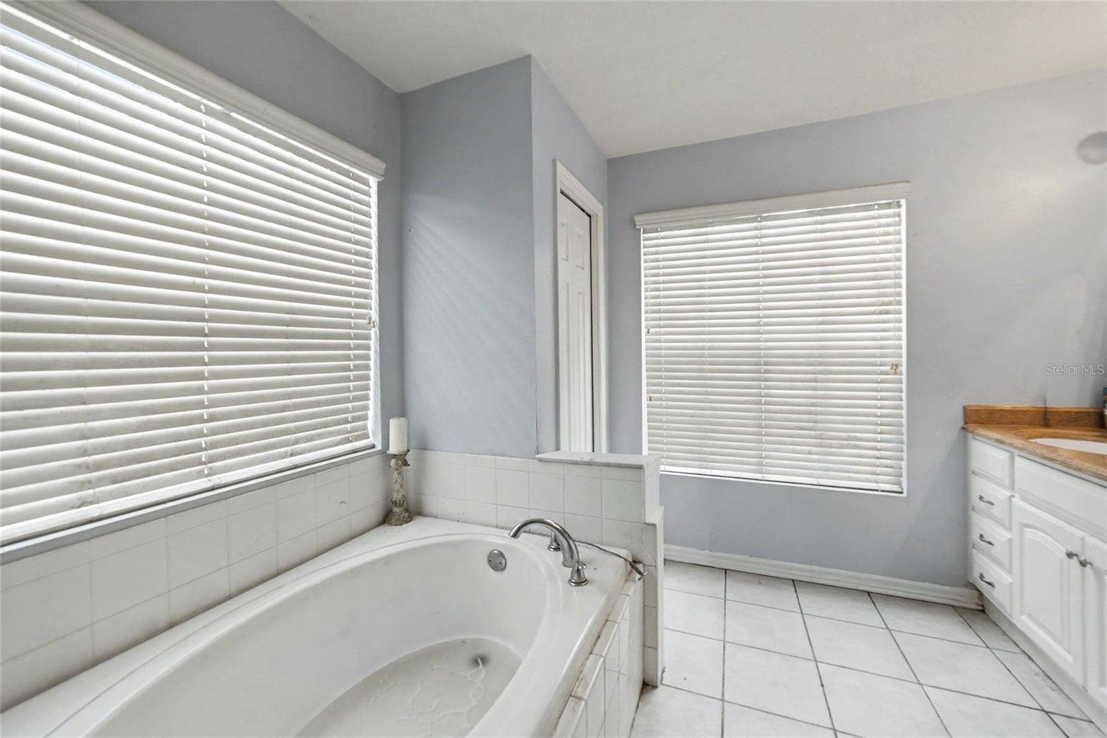 15110 HERONGLEN DRIVE, Lithia, FL 33547 15110 HERONGLEN DRIVE, Lithia, FL 33547