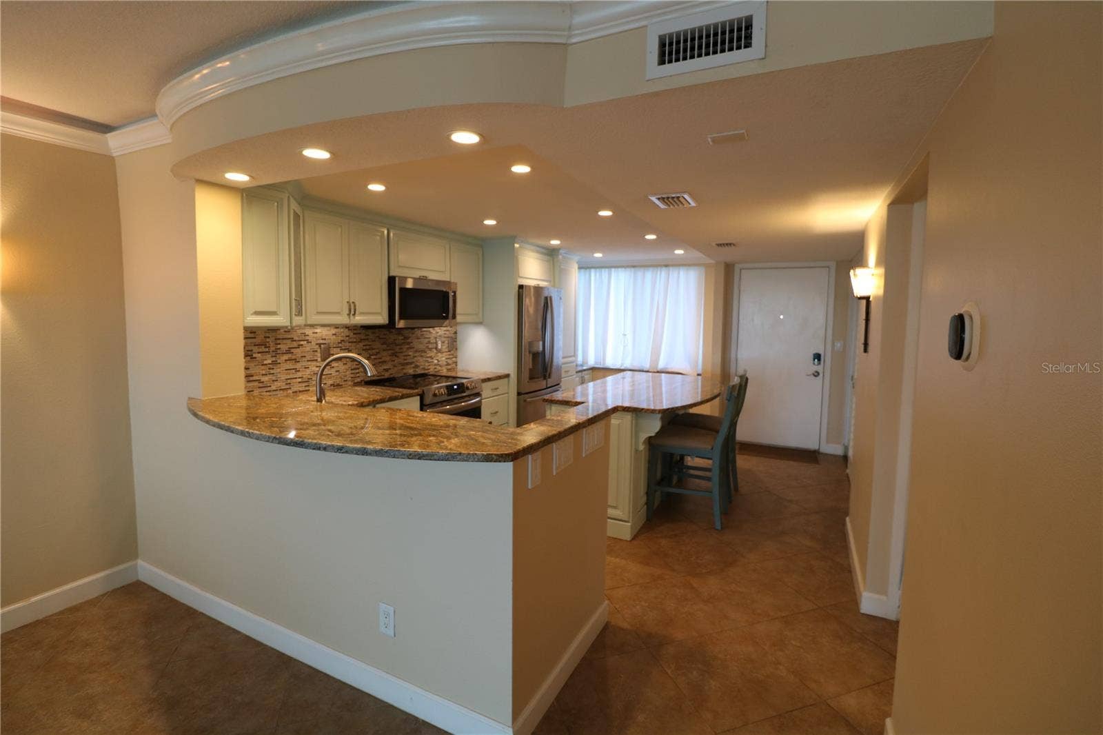 9495 BLIND PASS ROAD, #504, St Pete Beach, FL 33706 Open kitchen