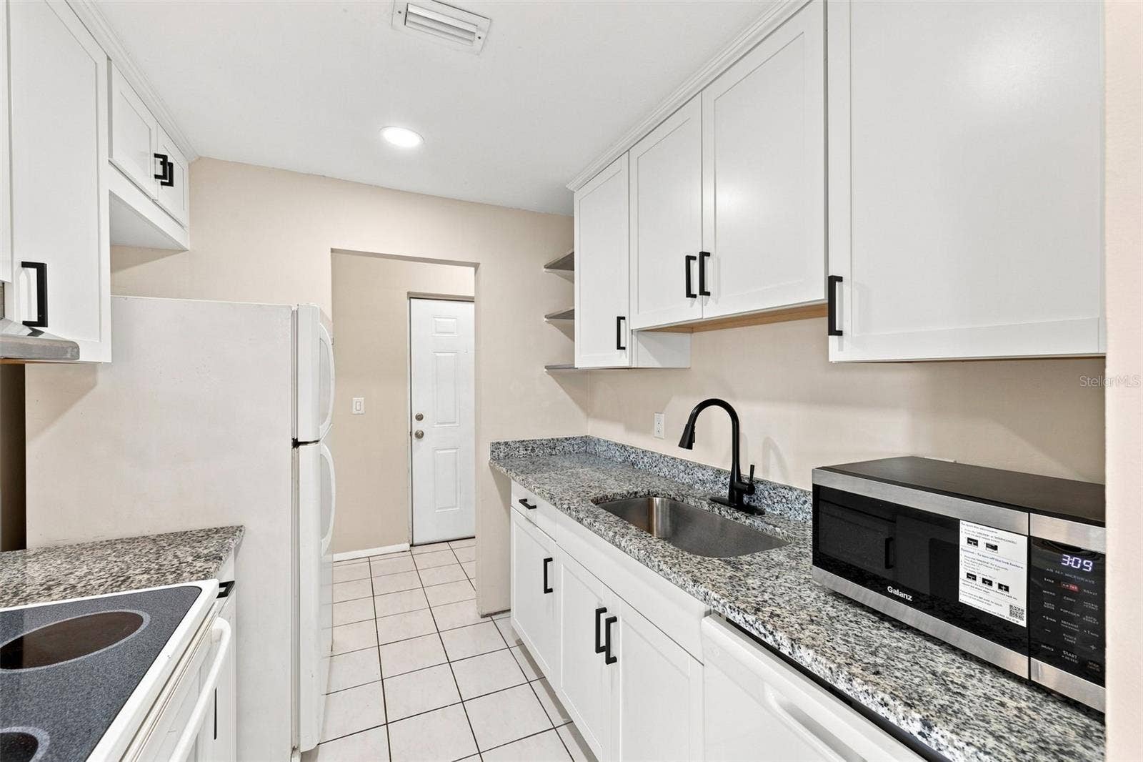 11409 8TH STREET N, #1504, St Petersburg, FL 33716 11409 8TH STREET N, #1504, St Petersburg, FL 33716
