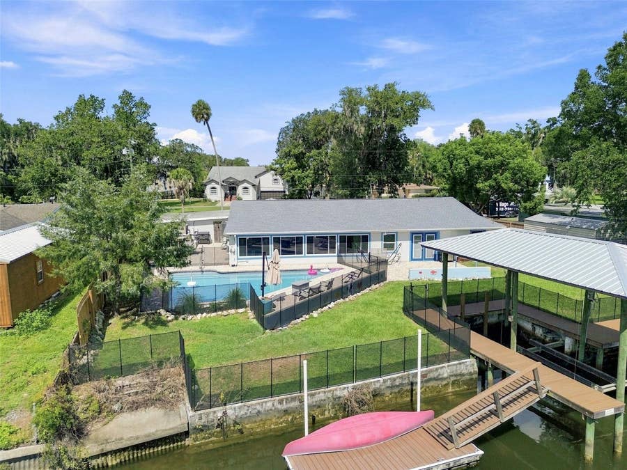Property photo for 1303 SE KINGS BAY DRIVE, Crystal River, FL