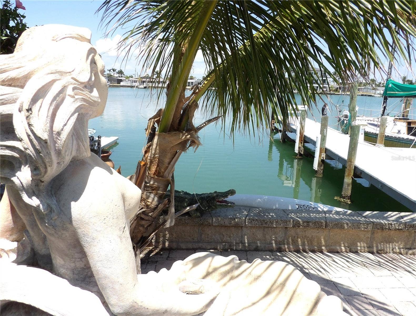 11215 3RD STREET E, Treasure Island, FL 33706