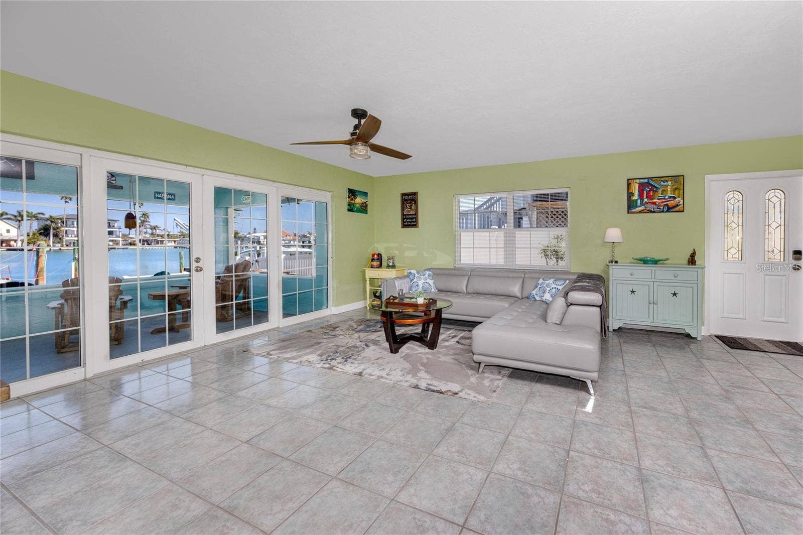 11215 3RD STREET E, Treasure Island, FL 33706