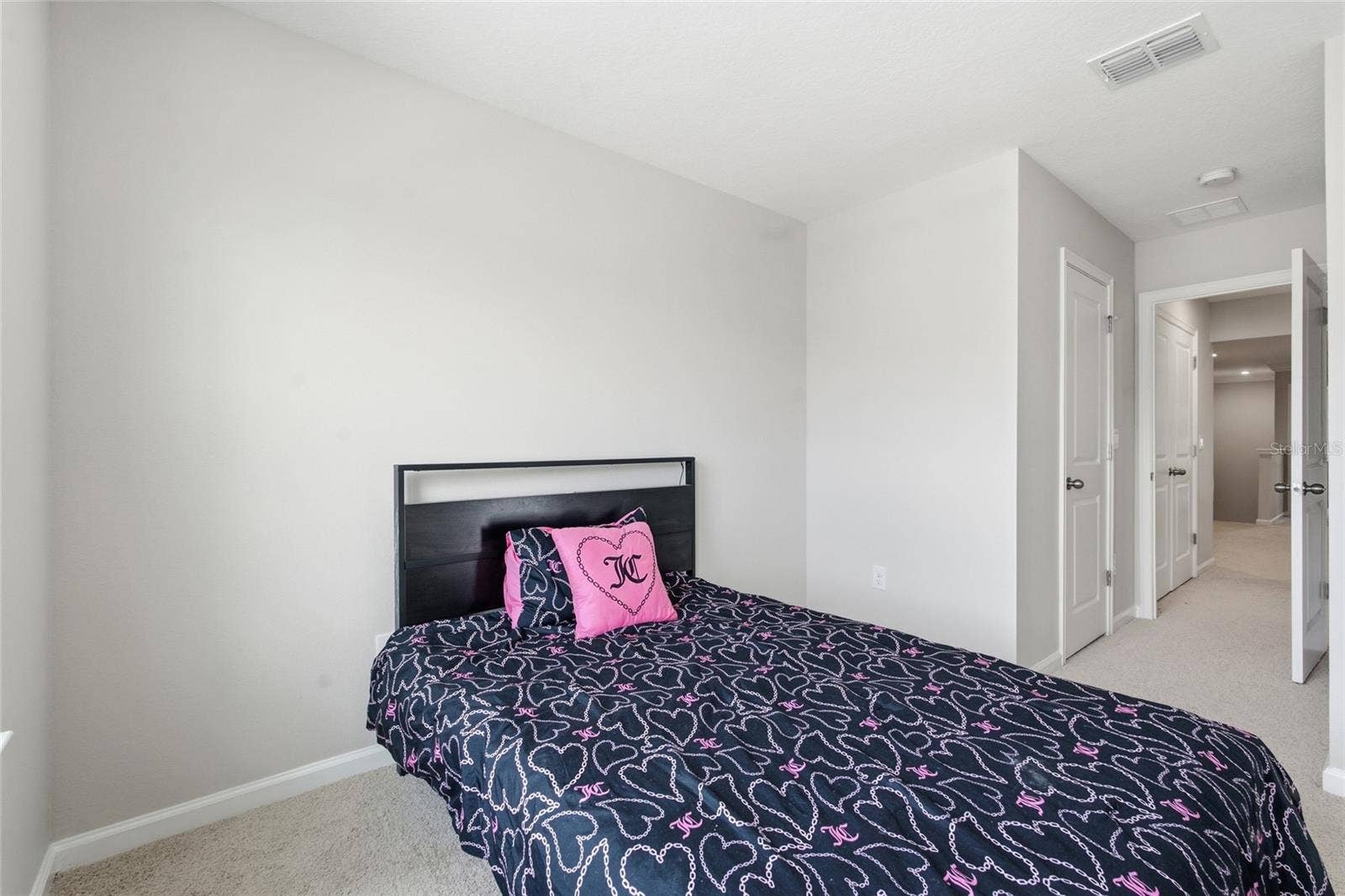 8342 WILDFLOWER GLEN AVENUE, Odessa, FL 33556 8342 WILDFLOWER GLEN AVENUE, Odessa, FL 33556