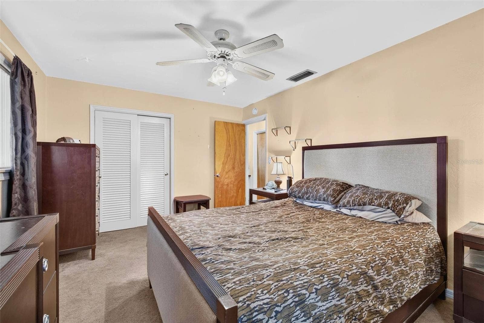 6069 27TH AVENUE N, St Petersburg, FL 33710
