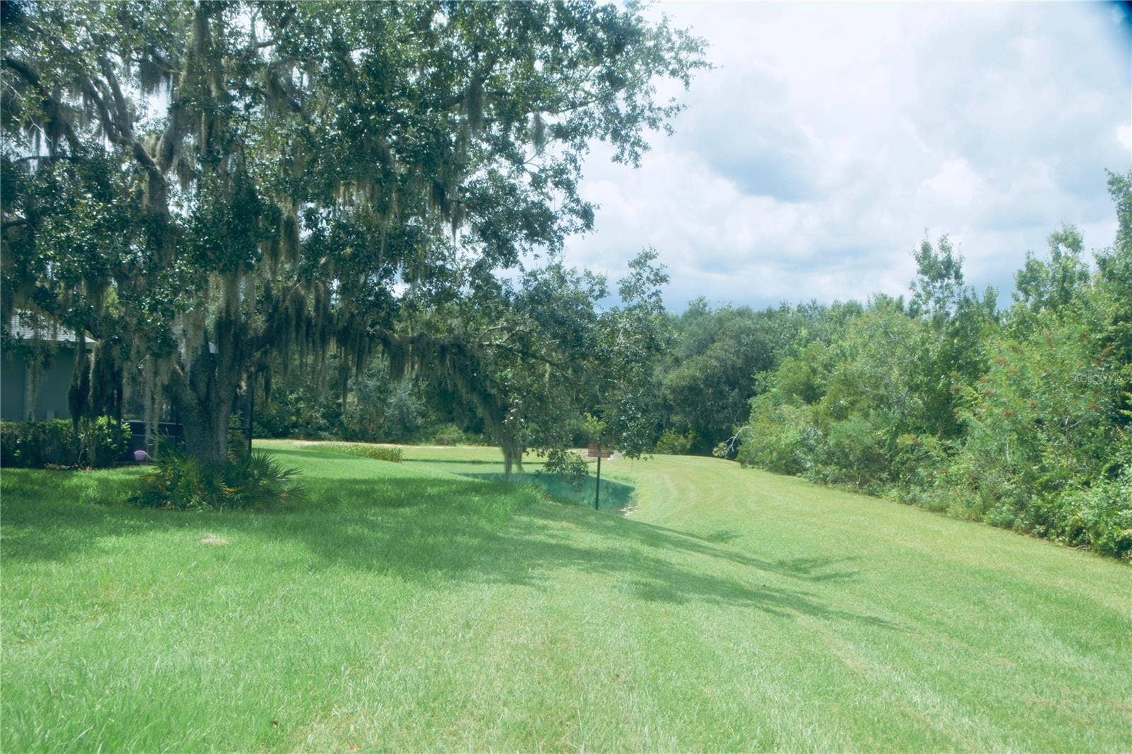 6447 SPARKLING WAY, Wesley Chapel, FL 33545 6447 SPARKLING WAY, Wesley Chapel, FL 33545