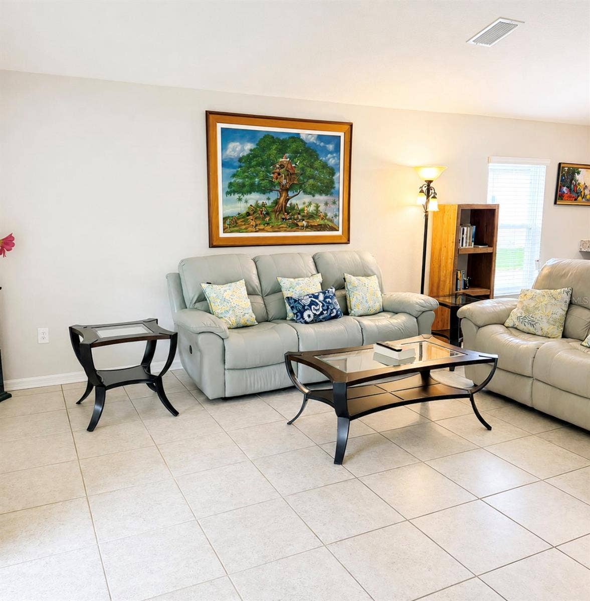 6447 SPARKLING WAY, Wesley Chapel, FL 33545 6447 SPARKLING WAY, Wesley Chapel, FL 33545