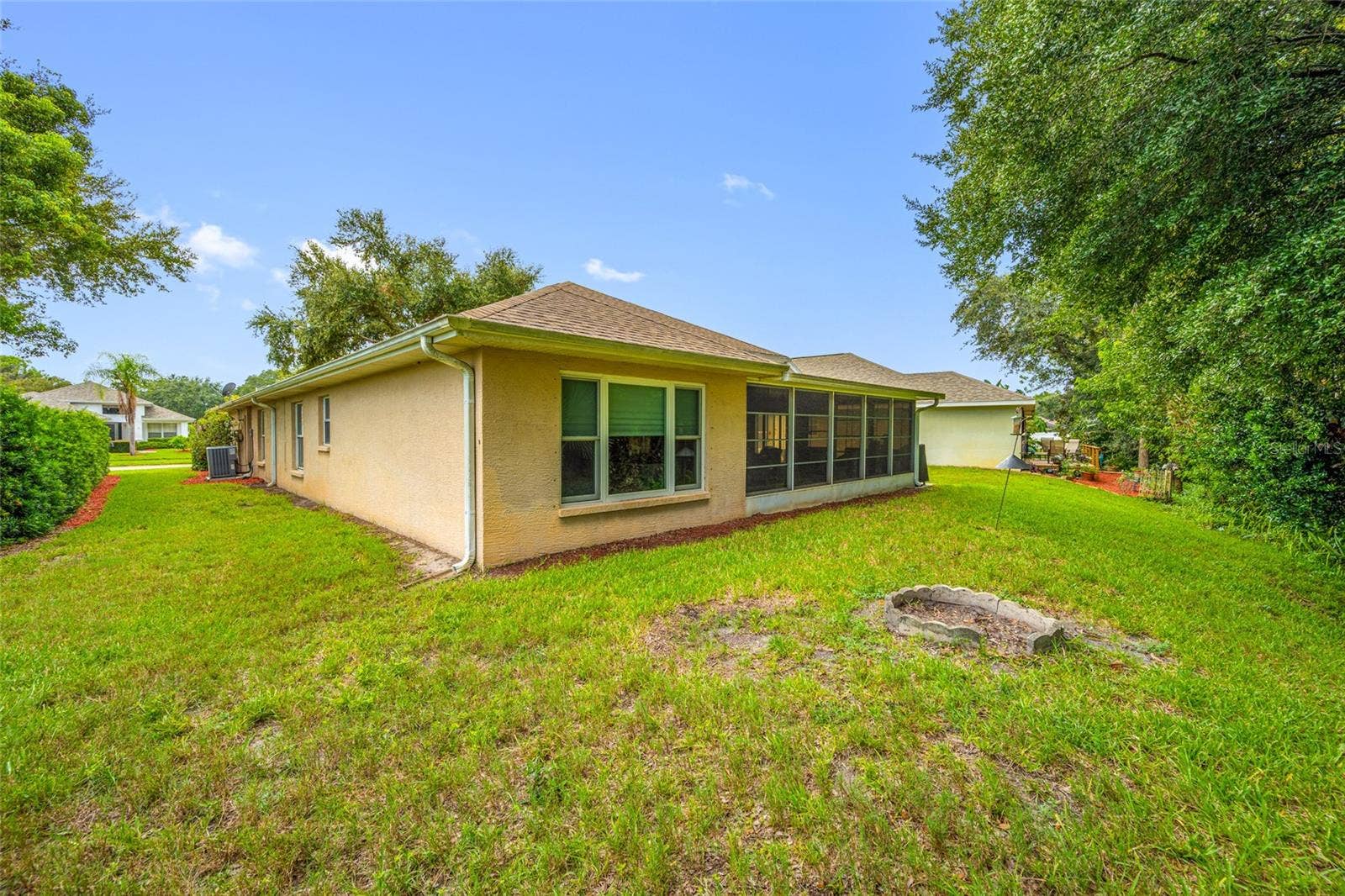 1044 DALESIDE LANE, New Port Richey, FL 34655