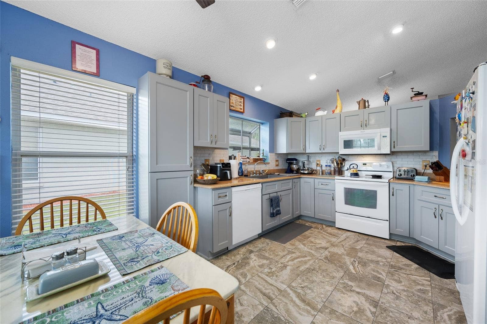 1044 DALESIDE LANE, New Port Richey, FL 34655