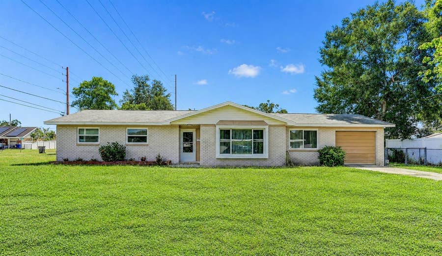 Property photo for 7703 LAKESIDE BOULEVARD, Tampa, FL