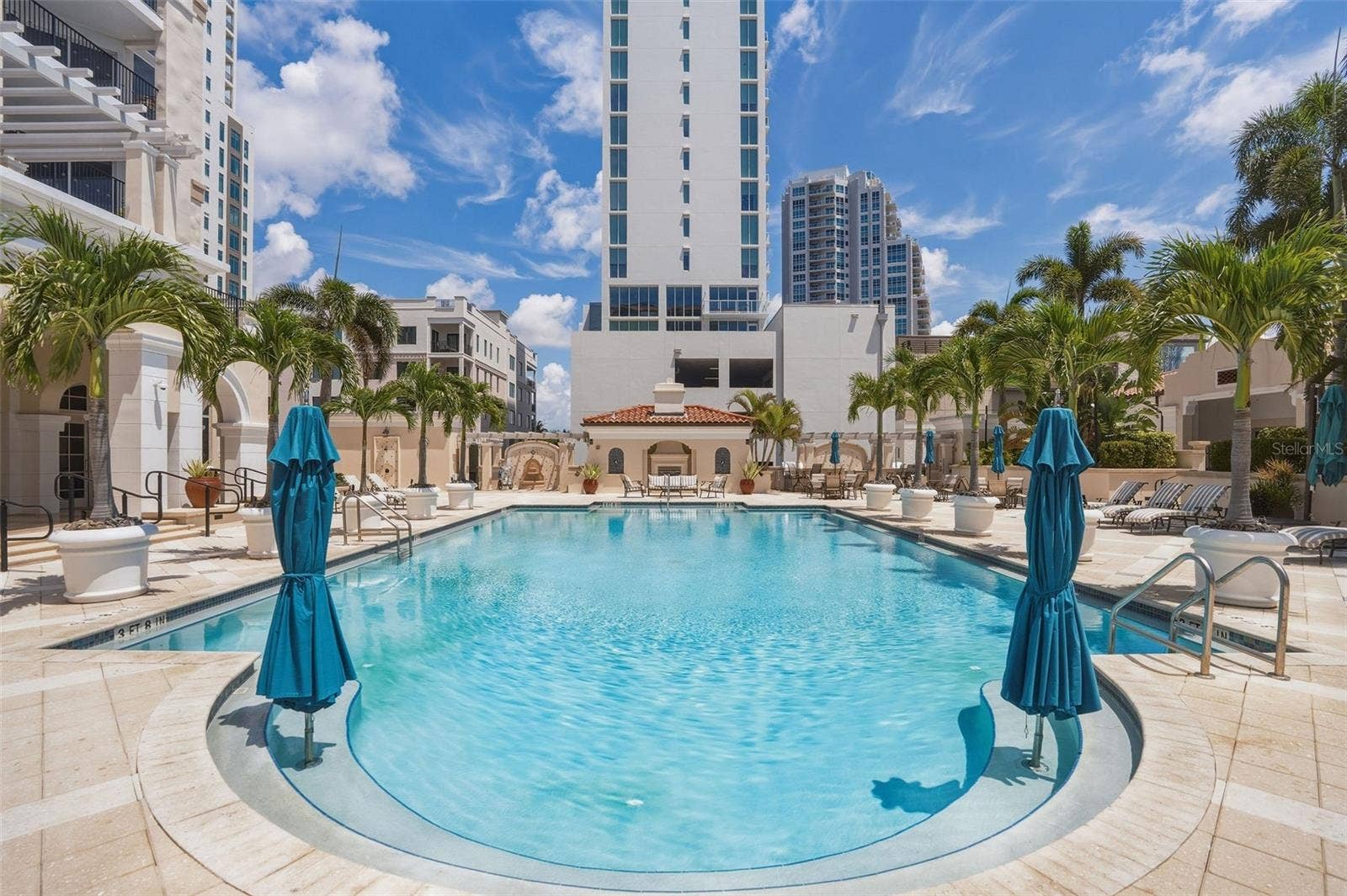 300 BEACH DRIVE NE, #309, St Petersburg, FL 33701 300 BEACH DRIVE NE, #309, St Petersburg, FL 33701