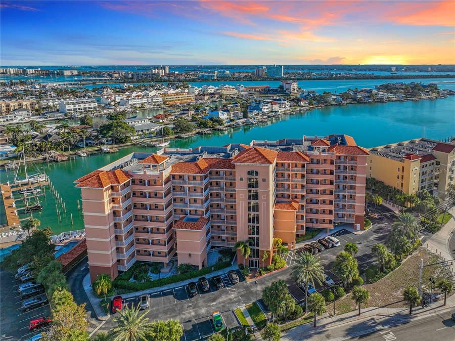 Property photo for 530 S GULFVIEW BOULEVARD, #500, Clearwater, FL
