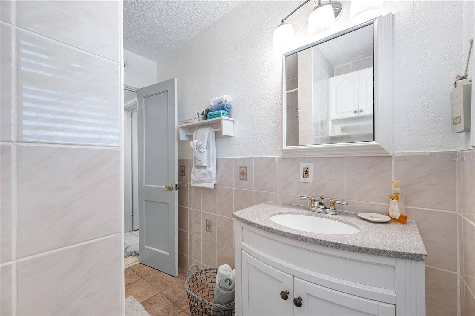 6700 SUNSET WAY, #406, St Pete Beach, FL 33706 6700 SUNSET WAY, #406, St Pete Beach, FL 33706