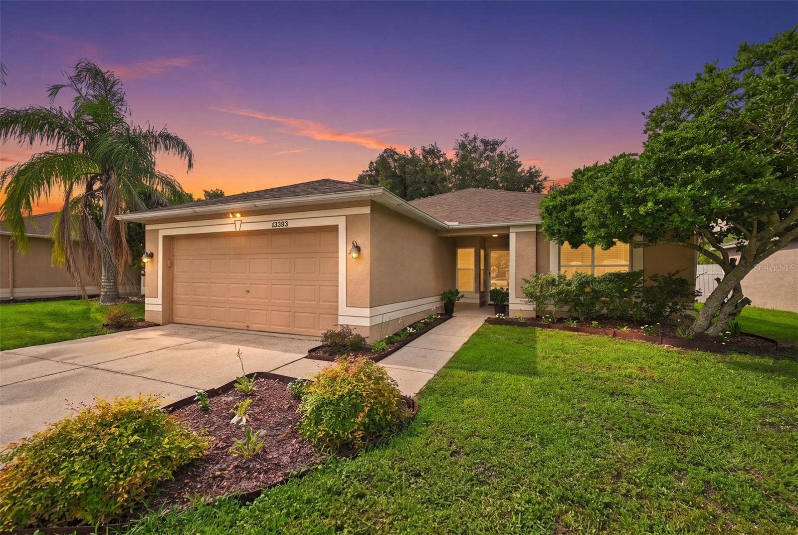 13203 PRESTWICK CREEK DRIVE, Riverview, FL 33579 13203 PRESTWICK CREEK DRIVE, Riverview, FL 33579