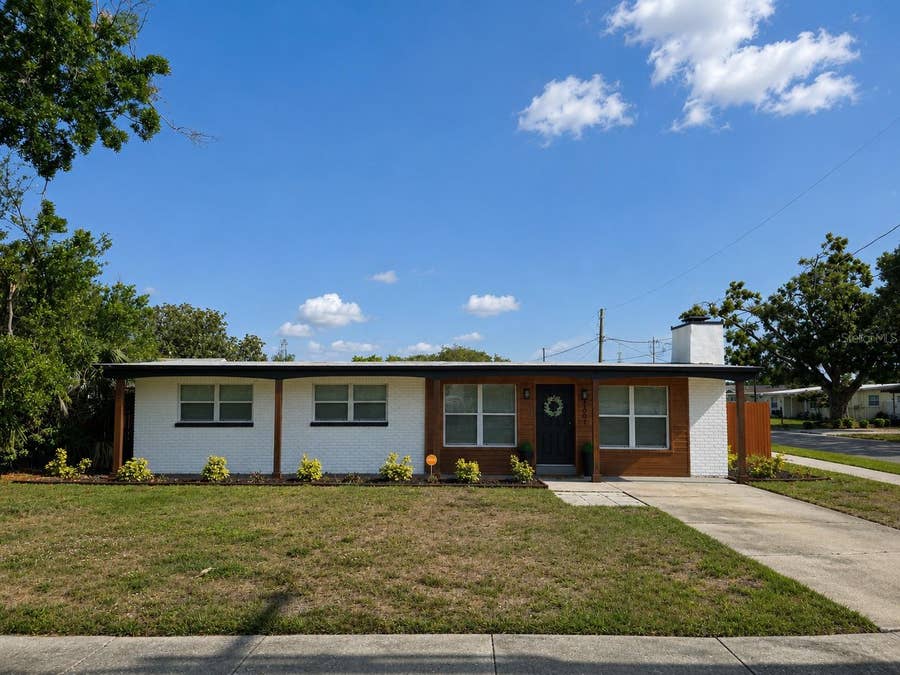 Property photo for 4301 W WISCONSIN AVENUE, Tampa, FL
