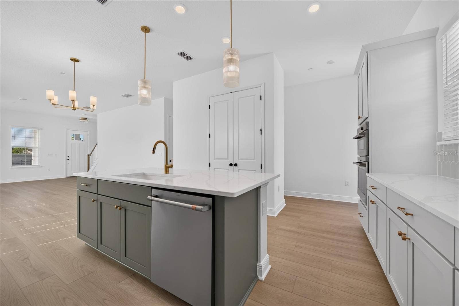 13325 LUSH LIME ALLEY, Windermere, FL 34786
