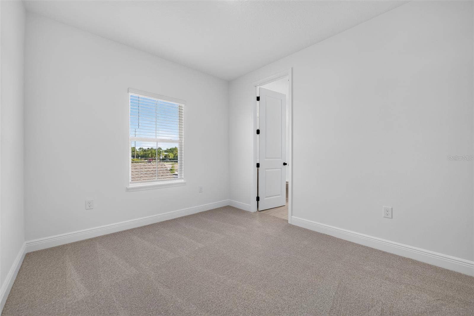 13325 LUSH LIME ALLEY, Windermere, FL 34786