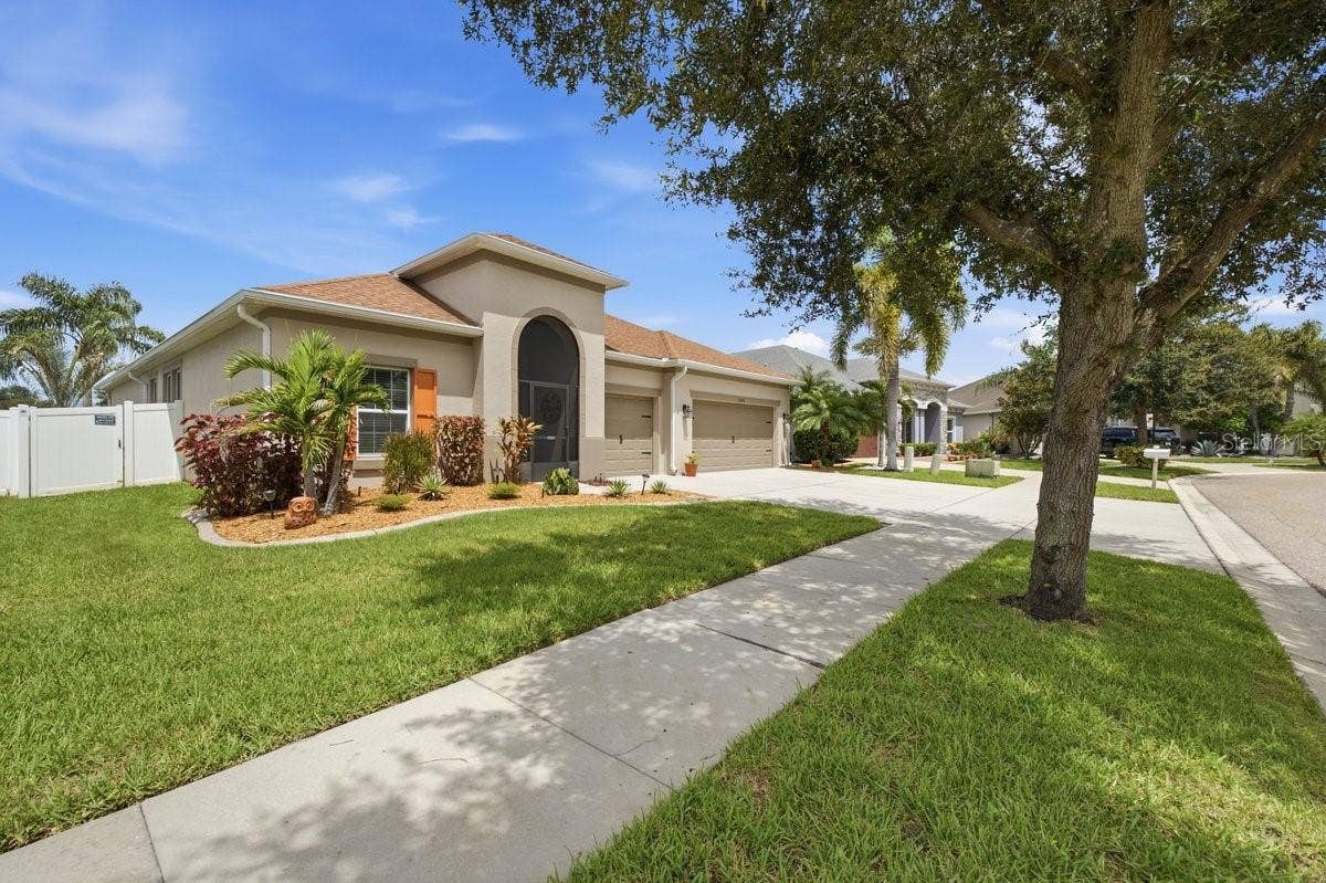 13739 ARTESA BELL DRIVE, Riverview, FL 33579