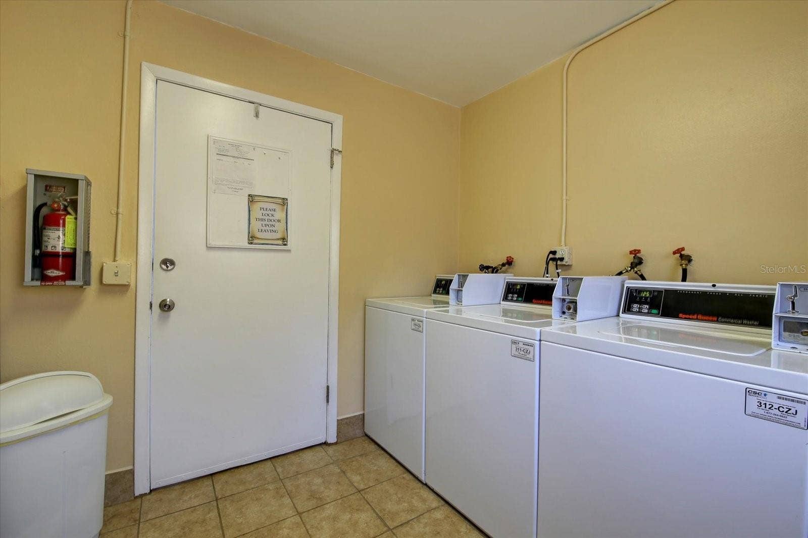 1975 W BAY DRIVE, #109, Largo, FL 33770 Community laundry room
