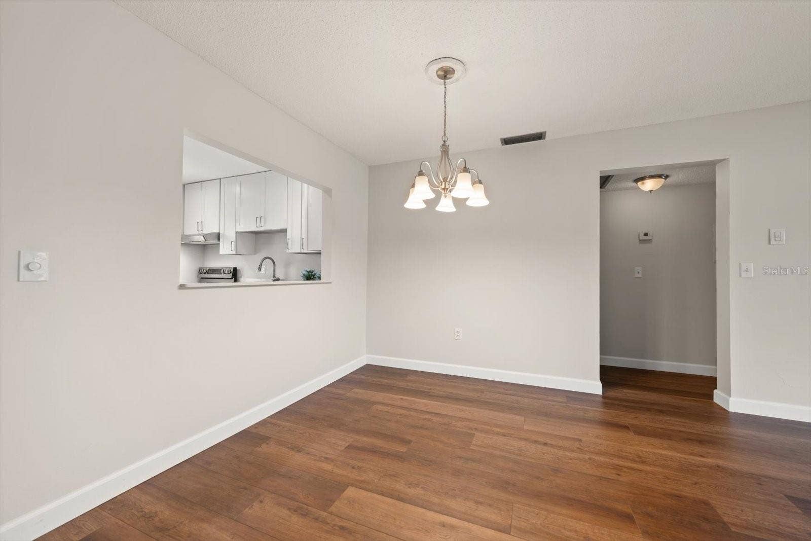1975 W BAY DRIVE, #109, Largo, FL 33770 Dining room