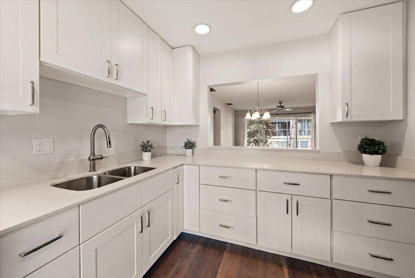 1975 W BAY DRIVE, #109, Largo, FL 33770 Completely updated kitchen with pass through.