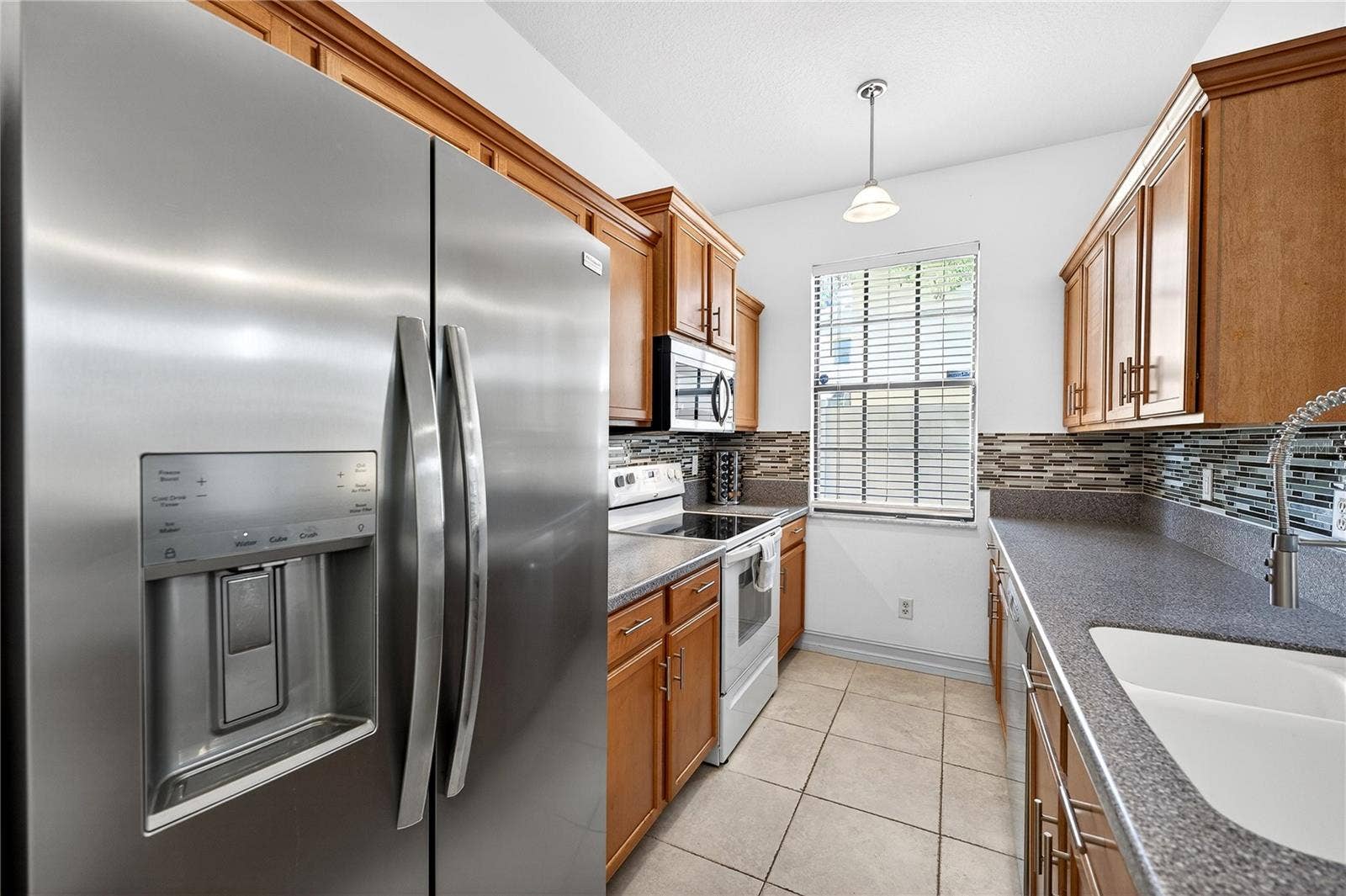864 17TH AVE N, #1, St Petersburg, FL 33704