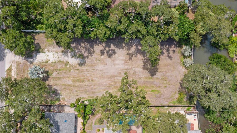 Property photo for St Petersburg, FL